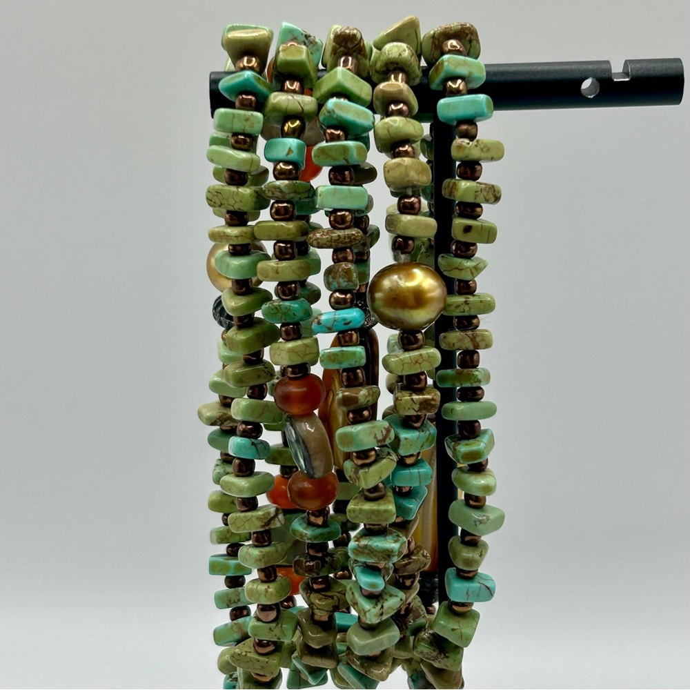 Artisan 5 Stone and Shell Beaded Bracelets - Picture 5 of 7